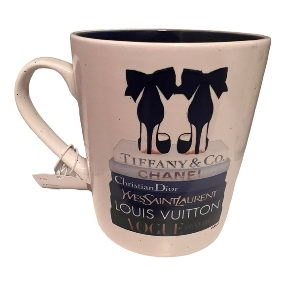 Amanda Greenwood Art 'A Step Above Designer' Customized Bling Mug - Picture 2 of 3